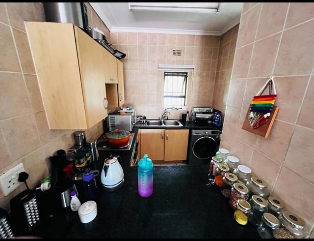 2 BEDROOM APARTMENT FOR SALE IN LONEHILL